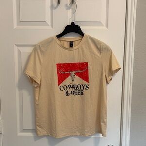 Casual Beige Graphic Tee with Red Accent